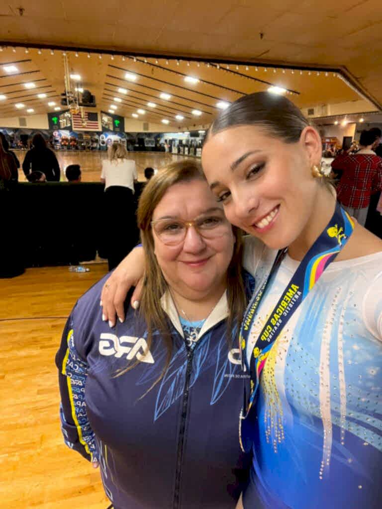 FELICITACIONES LOLA